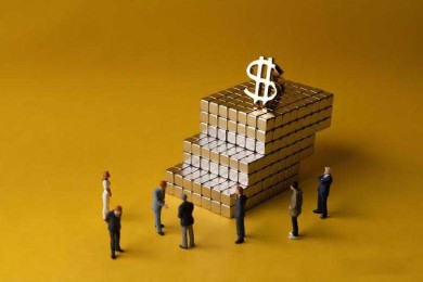 从社会资本视角探索农民工地位提升的路径：一项混合方法研究