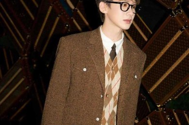 当明星撞上学术：白敬亭的本科毕业论文竟成跨界传播的经典案例？