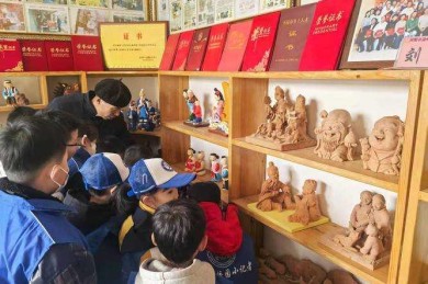 泥塑教学在美育中的实践路径：基于小学生创造力培养的实证研究