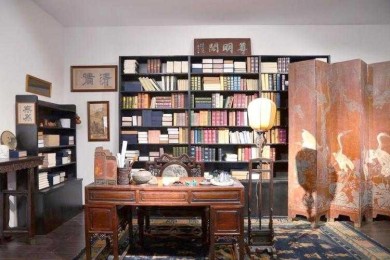 从笔墨纸砚到数字时代：中国艺术家的学术突围路径