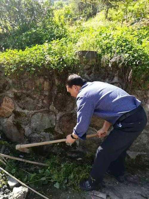 别慌！让我手把手教你：县城扶贫论文怎么写才能既有深度又接地气