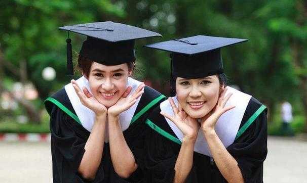 毕业论文评分查询的5个隐藏渠道，导师可能忘了告诉你