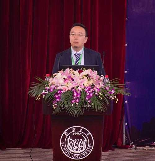 别再让理论悬空!学术老鸟教你“怎么把理论结合论文”的实战心法