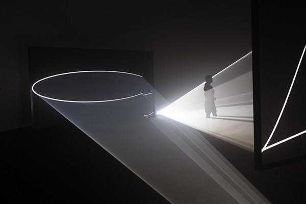 从文献缝里凿出一道光：青年学者如何找到真正的创新切口