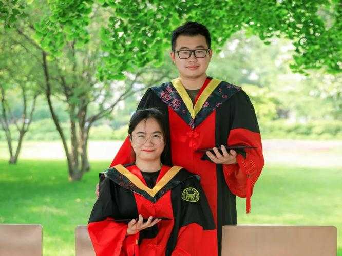 当学术遇上爱情:博士情侣如何高效合作完成高质量论文